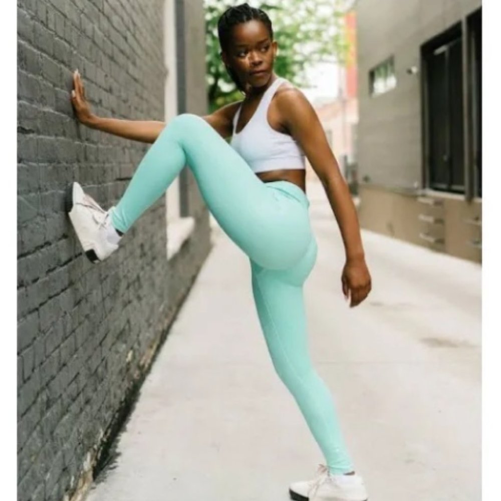 Zyia Active Turquoise Metallic Light n Tight High Rise 7/8 Leggings Sz 4‎ NWOT